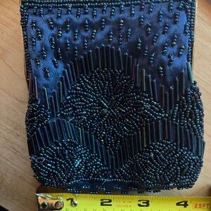 Swanky vintage navy blue beaded Deco evening bag